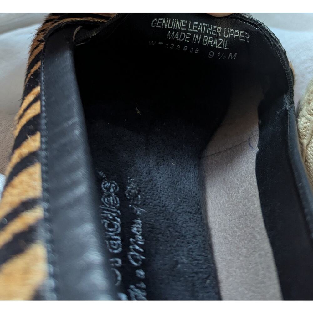Walking Cradles Women’s Animal Print Loafers Black Tiger Leopard Slipon, 9.5M - Picture 2 of 4